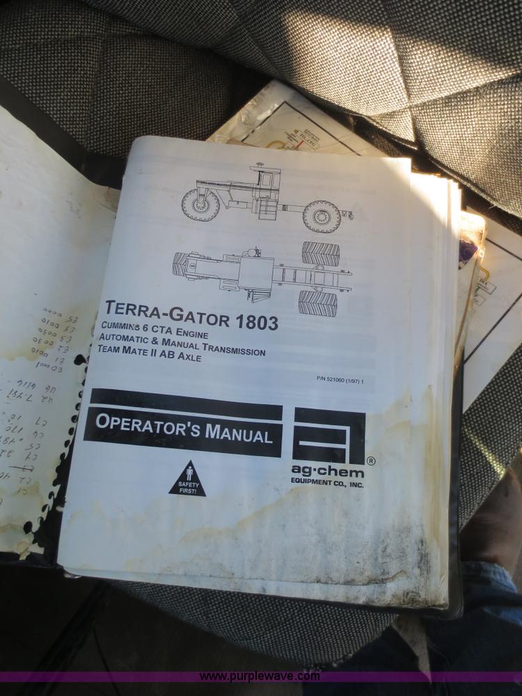 image for item F8119 1994 Ag-Chem TerraGator 1803 self-propelled sprayer