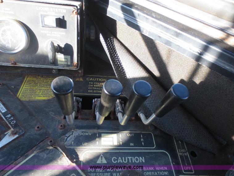 image for item F8119 1994 Ag-Chem TerraGator 1803 self-propelled sprayer