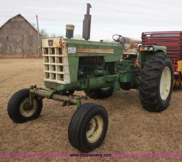 image for item F8132 1967 Oliver 1750 tractor