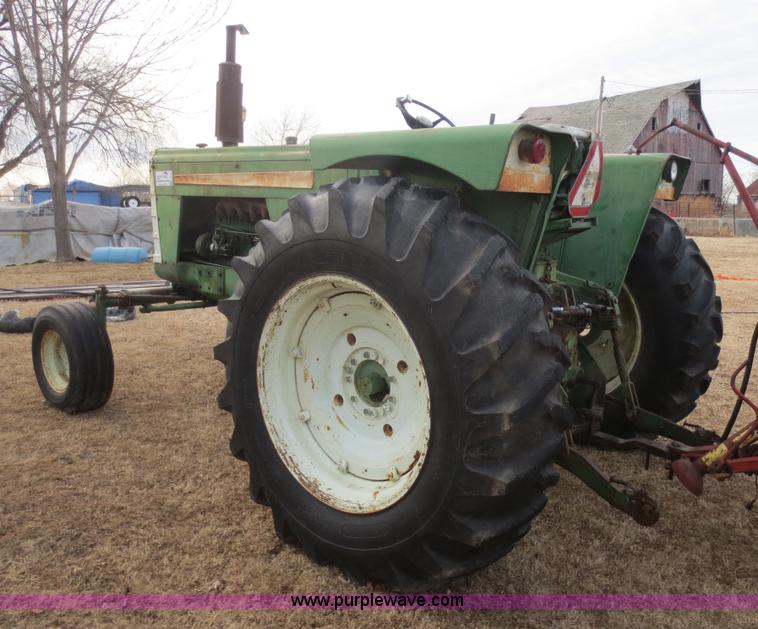 image for item F8132 1967 Oliver 1750 tractor