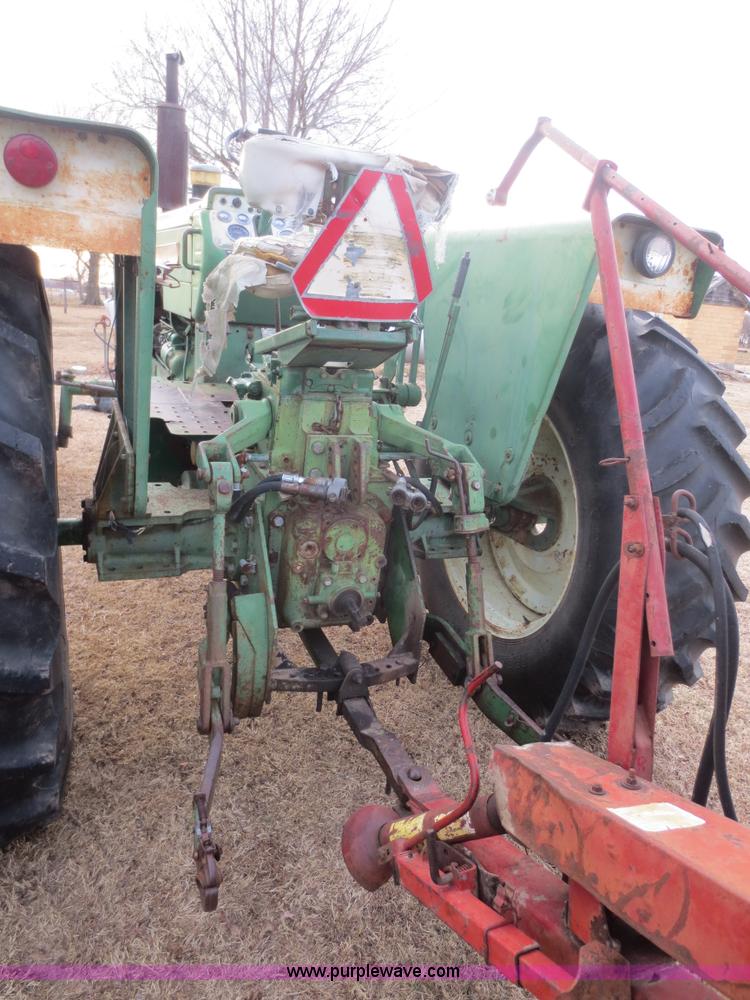 image for item F8132 1967 Oliver 1750 tractor