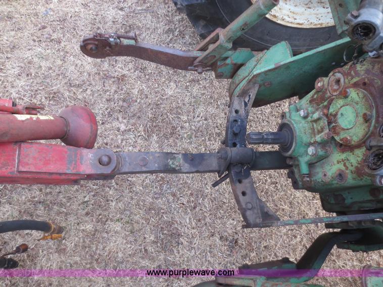 image for item F8132 1967 Oliver 1750 tractor