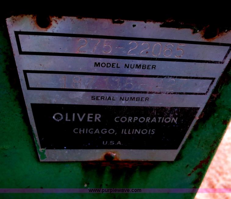 image for item F8132 1967 Oliver 1750 tractor