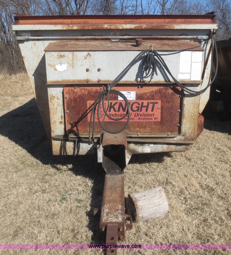 image for item F8143 Knight 8030 Pro Twin spreader