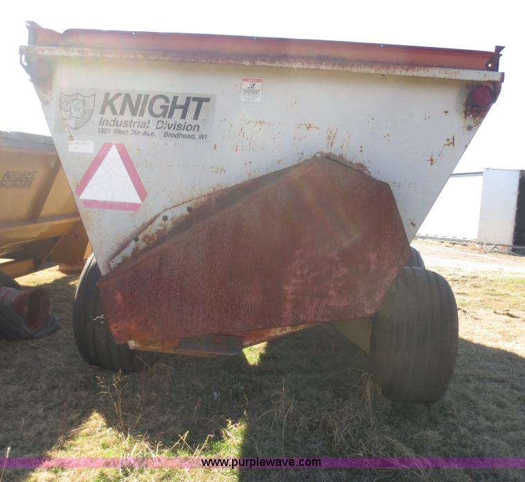 image for item F8143 Knight 8030 Pro Twin spreader
