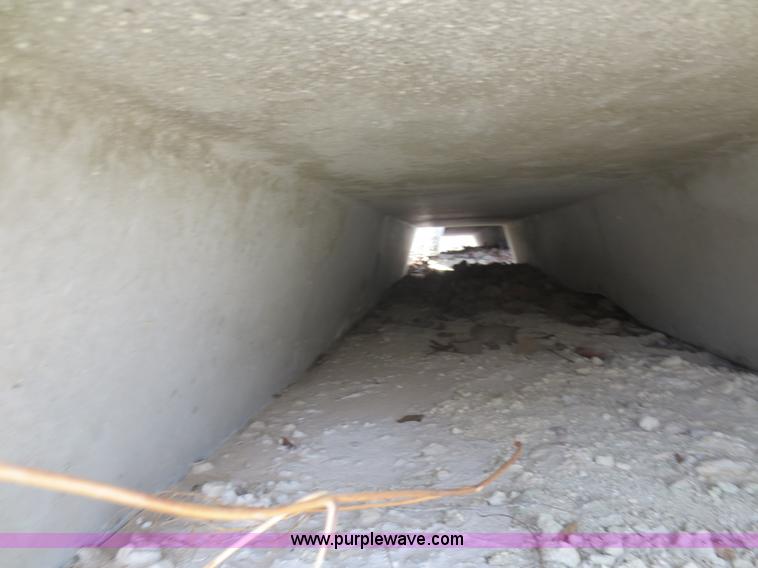 image for item F8152 (10) feed bunks