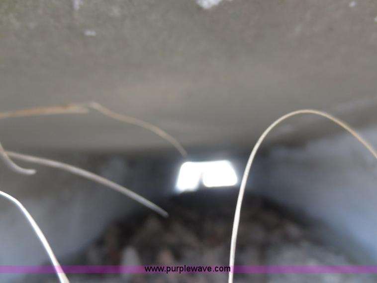 image for item F8153 (6) feed bunks