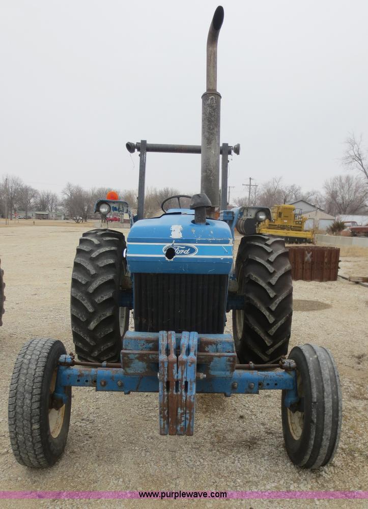 image for item F8164 1984 Ford 5610 tractor