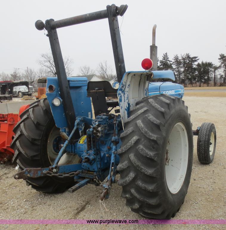 image for item F8164 1984 Ford 5610 tractor