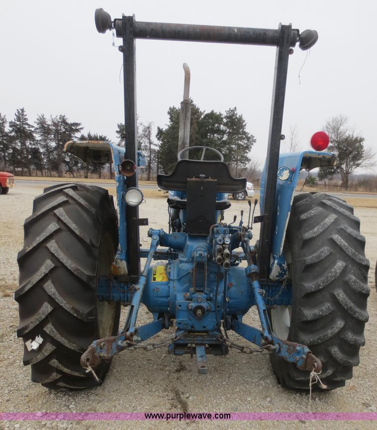 image for item F8164 1984 Ford 5610 tractor