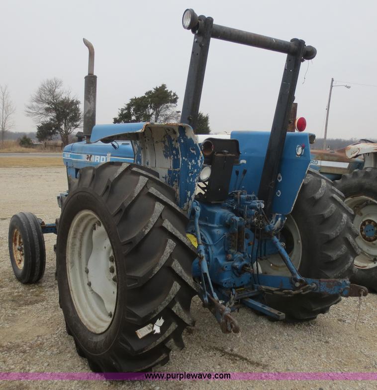 image for item F8164 1984 Ford 5610 tractor