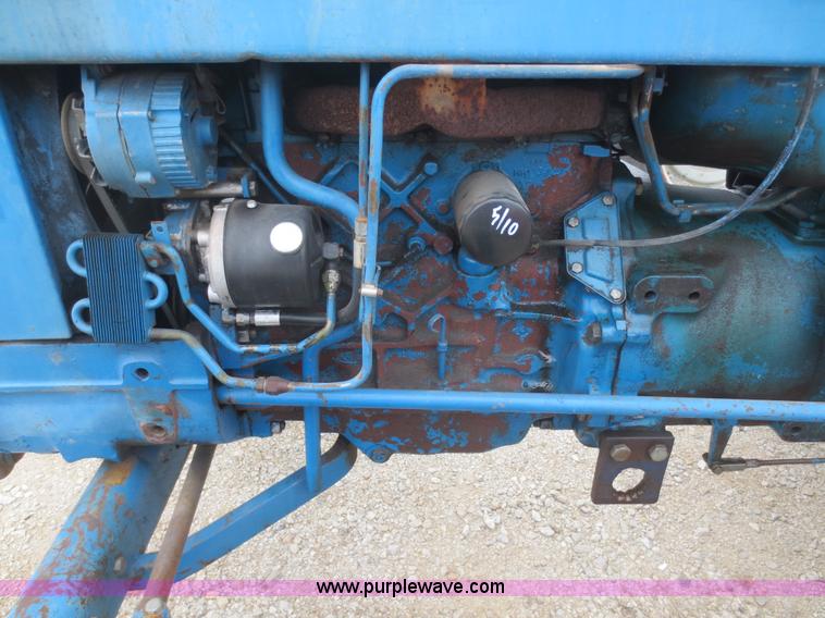 image for item F8164 1984 Ford 5610 tractor