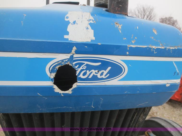 image for item F8164 1984 Ford 5610 tractor