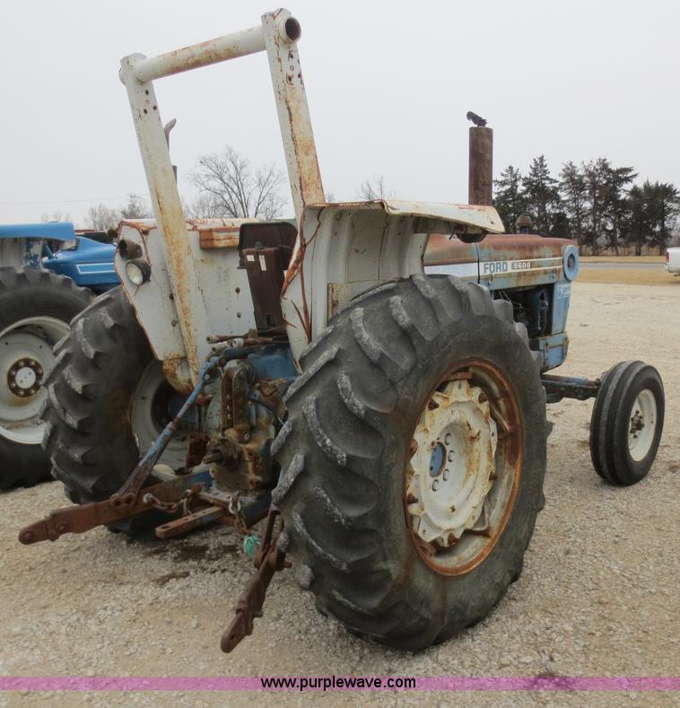 image for item F8165 1980 Ford 5600 tractor