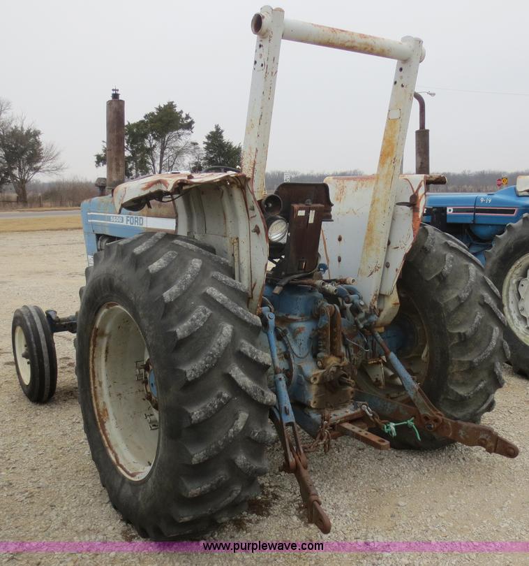image for item F8165 1980 Ford 5600 tractor