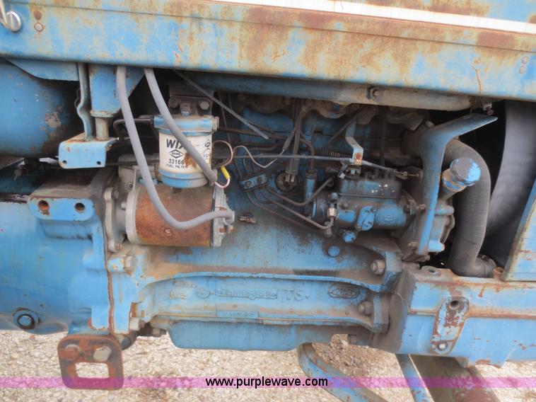 image for item F8165 1980 Ford 5600 tractor
