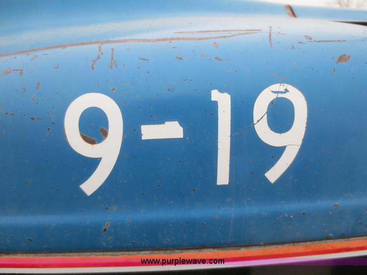 image for item F8166 Ford LA314C tractor