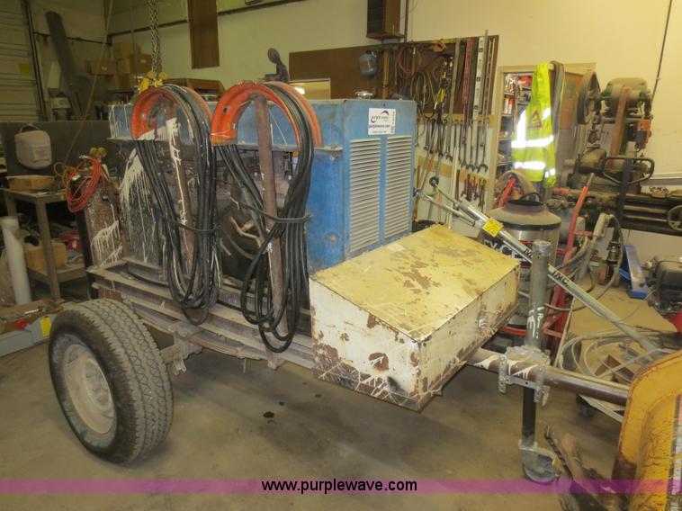 image for item F8169 Miller Big 20 DC arc welder/generator