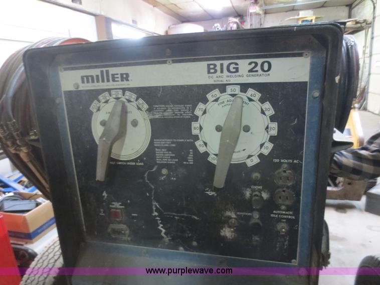 image for item F8169 Miller Big 20 DC arc welder/generator