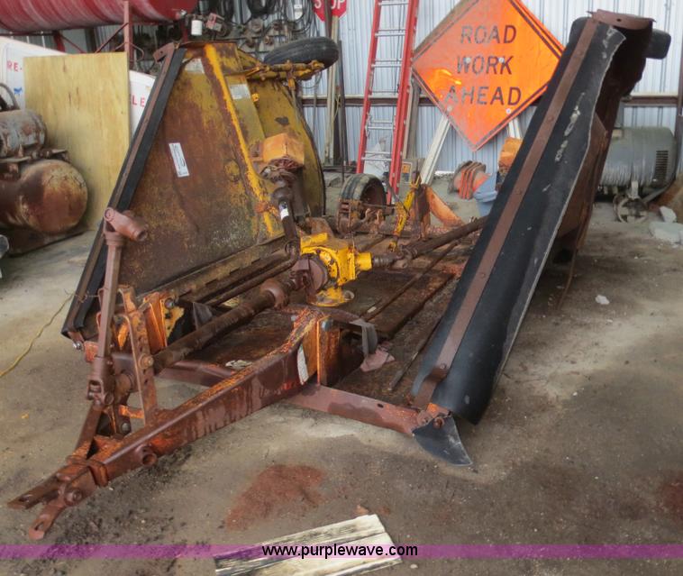 image for item F8170 FMC FW215 15' batwing mower