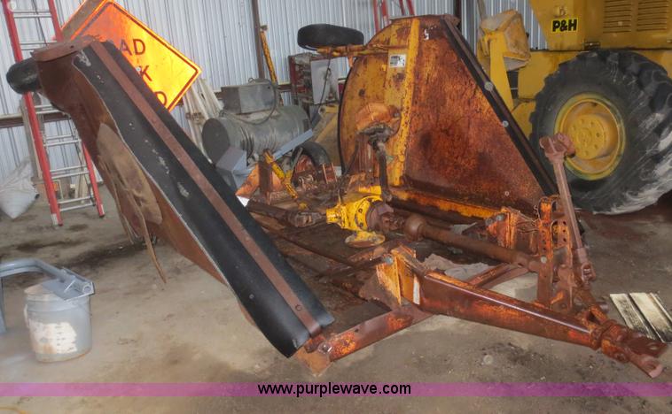 image for item F8170 FMC FW215 15' batwing mower