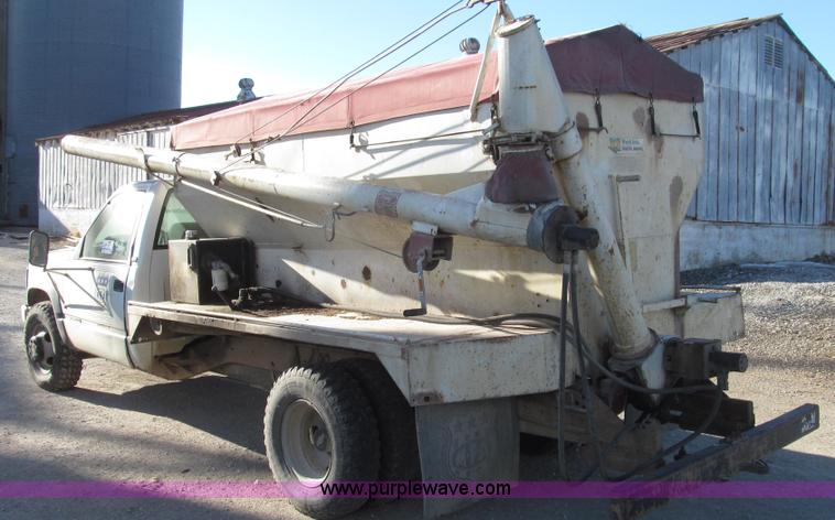 image for item G2227 1994 Chevrolet Cheyenne 3500 feed truck