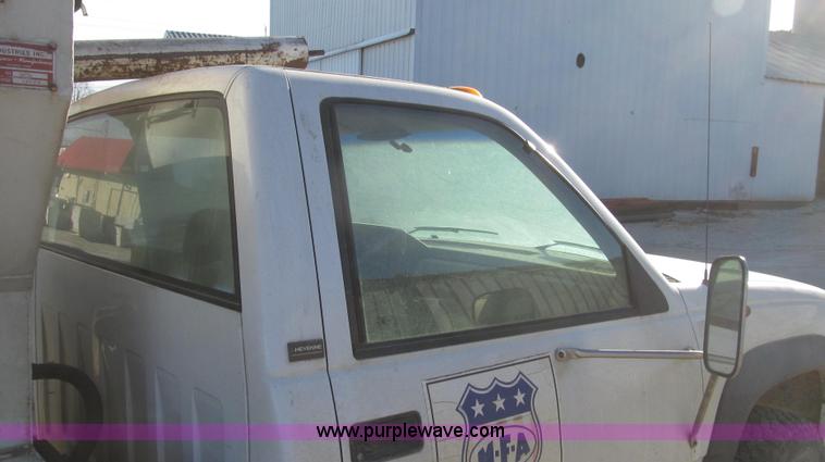 image for item G2227 1994 Chevrolet Cheyenne 3500 feed truck