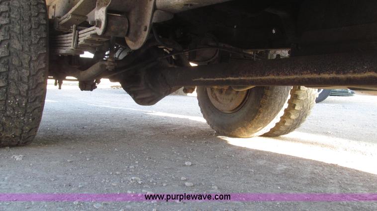 image for item G2227 1994 Chevrolet Cheyenne 3500 feed truck