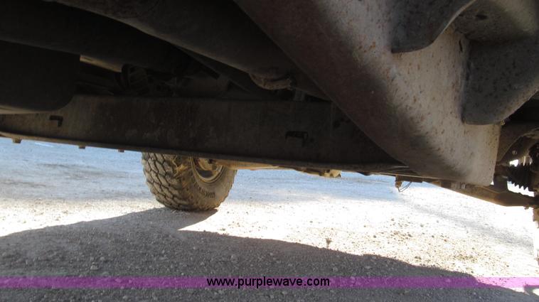 image for item G2227 1994 Chevrolet Cheyenne 3500 feed truck