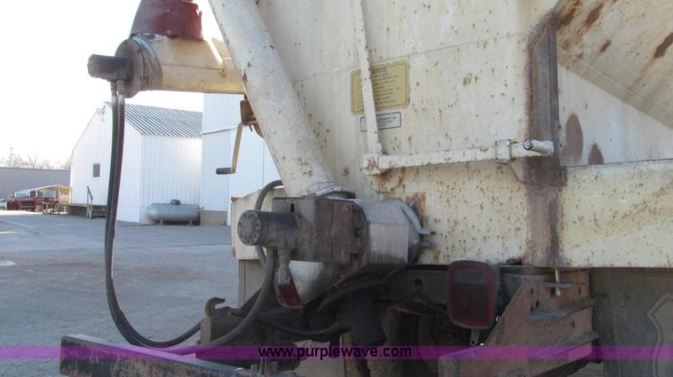 image for item G2227 1994 Chevrolet Cheyenne 3500 feed truck