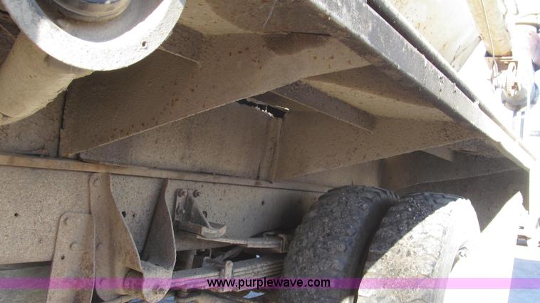 image for item G2227 1994 Chevrolet Cheyenne 3500 feed truck