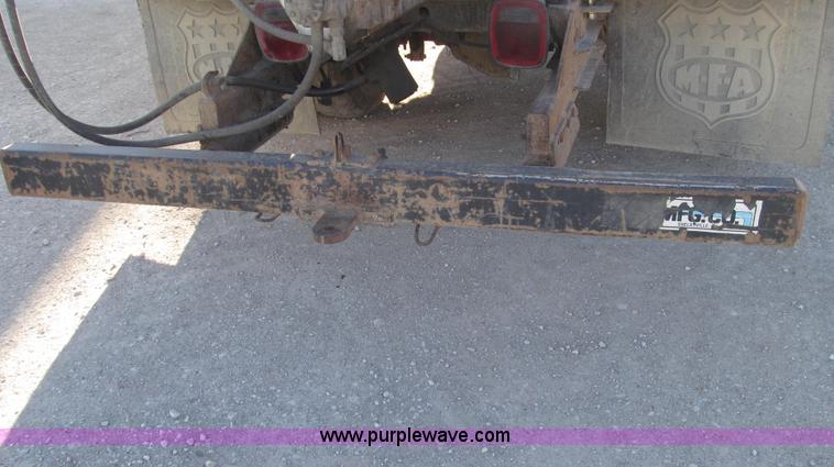 image for item G2227 1994 Chevrolet Cheyenne 3500 feed truck