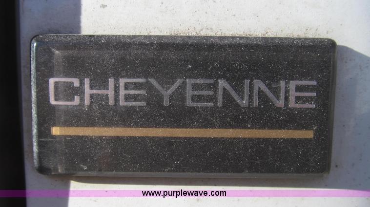 image for item G2227 1994 Chevrolet Cheyenne 3500 feed truck