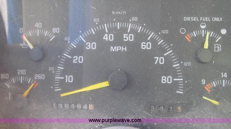 image for item G2227 1994 Chevrolet Cheyenne 3500 feed truck