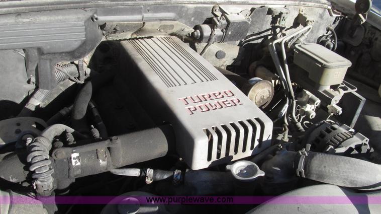 image for item G2227 1994 Chevrolet Cheyenne 3500 feed truck