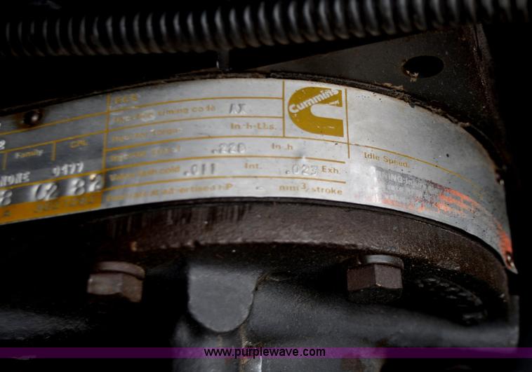 image for item G6372 1982 Versatile 835 4WD tractor