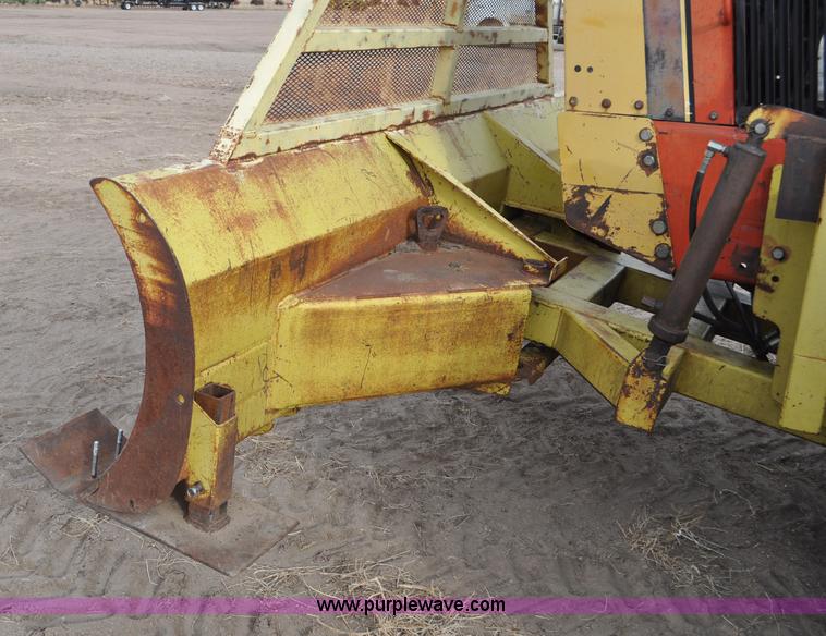 image for item G6372 1982 Versatile 835 4WD tractor