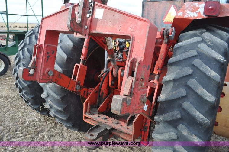 image for item G6372 1982 Versatile 835 4WD tractor