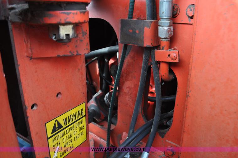 image for item G6372 1982 Versatile 835 4WD tractor