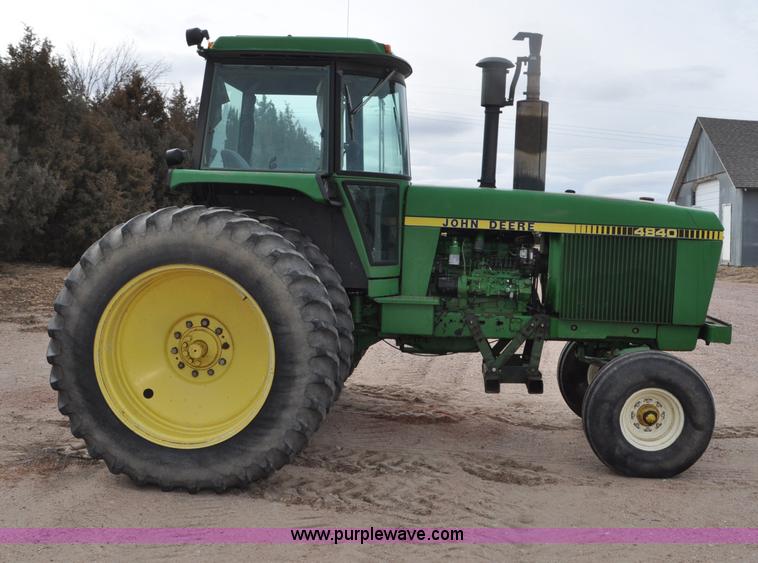 image for item G6379 1982 John Deere 4840 tractor