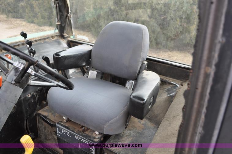 image for item G6379 1982 John Deere 4840 tractor