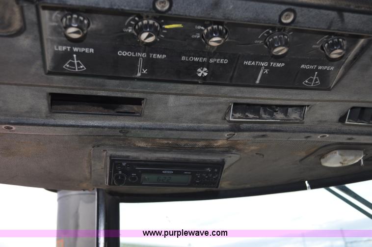 image for item G6379 1982 John Deere 4840 tractor