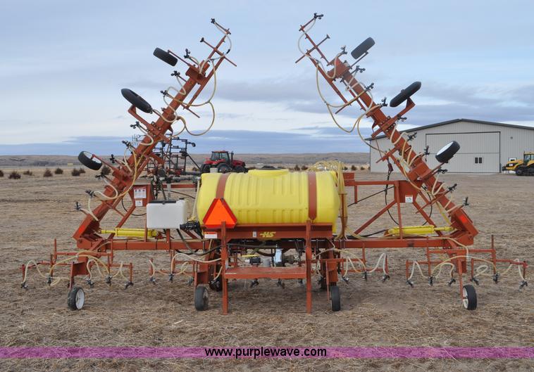 image for item G6380 1997 H&S 16R-30VF row sprayer