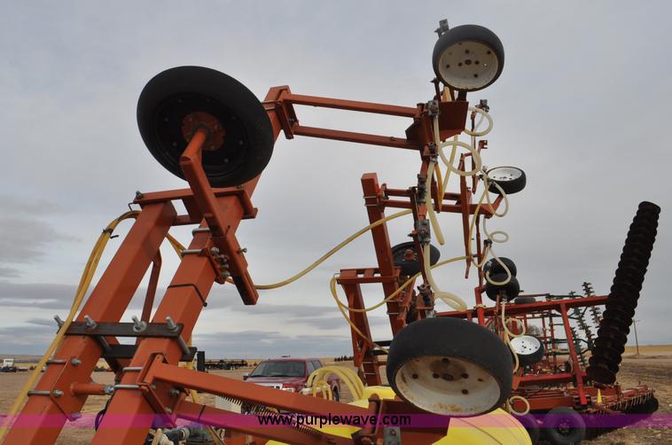 image for item G6380 1997 H&S 16R-30VF row sprayer