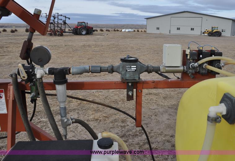 image for item G6380 1997 H&S 16R-30VF row sprayer