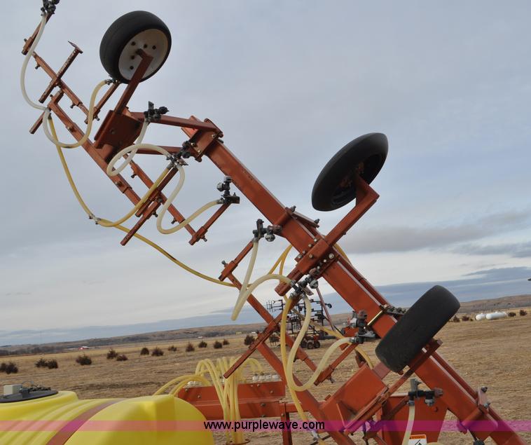 image for item G6380 1997 H&S 16R-30VF row sprayer