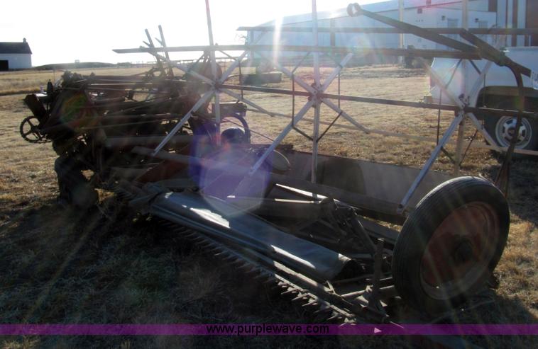 image for item G9580 McCormick-Deering International grain binder