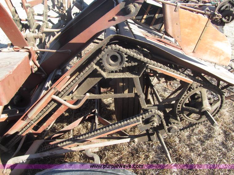 image for item G9580 McCormick-Deering International grain binder