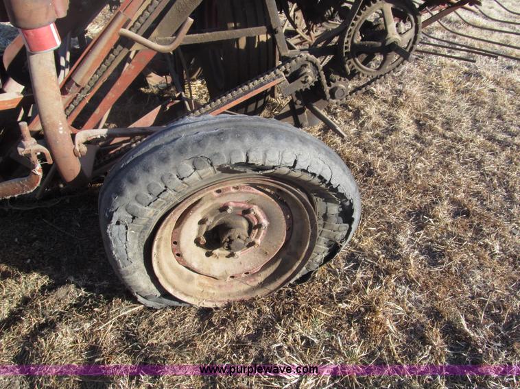 image for item G9580 McCormick-Deering International grain binder