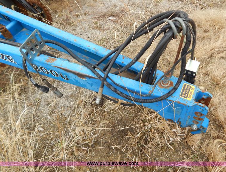 image for item H3802 Kinze 2000 rigid frame split row planter